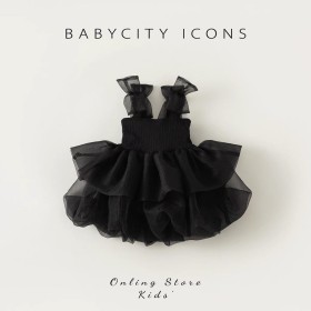 بدلة نفش فيونكة ع الكتف