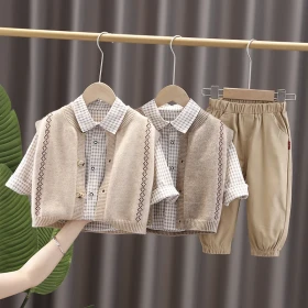 طقم ولادي فيست صوف خط منقش