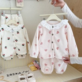 بجامة فرو سميك قلوب