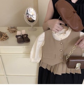 طقم بريطاني