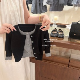 طقم miumiu تنورة A