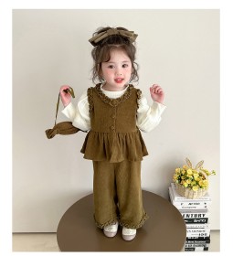 طقم قرنسي بني مع شنتة