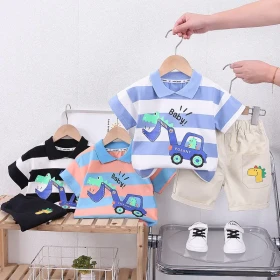 طقم تيشرت وشورت الديناصور وشاحنة