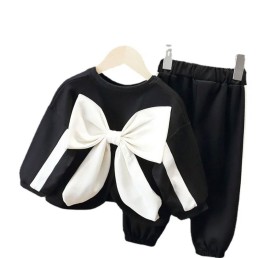 ترينج الببيونة كبيرة من الخلف