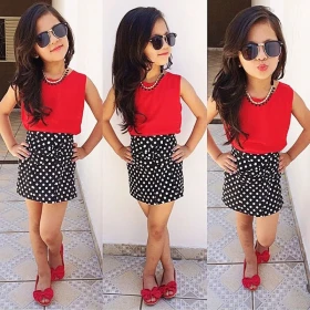 طقم نمورة منقطة مع شباح حمرا