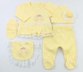 طقم اصفر 2025