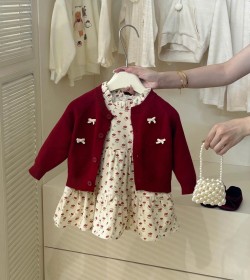 فستان مورد وجرزاية أحمر