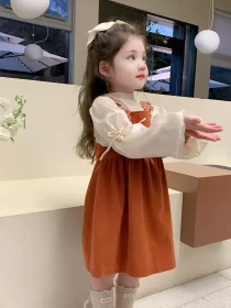 فستان كرميدي مورد