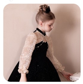 فستان أسود دانتيل اكمام